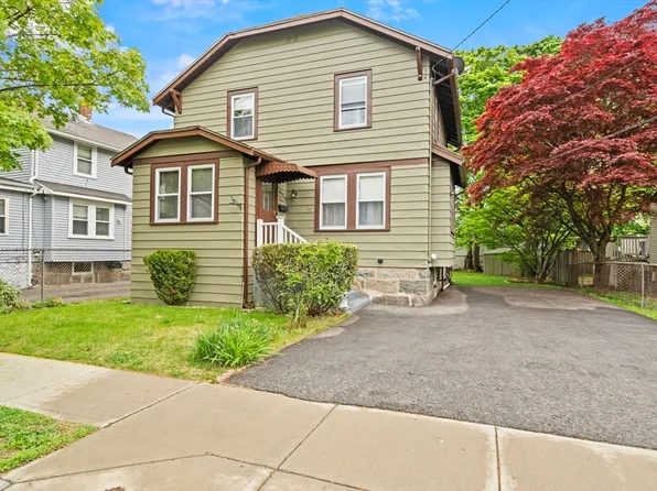 93 Baxter Ave, Quincy, MA 02169