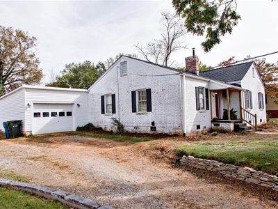 1240 12th Street Pl NW, Hickory, NC, 28601