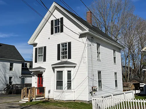 17 Spring St Photo 1