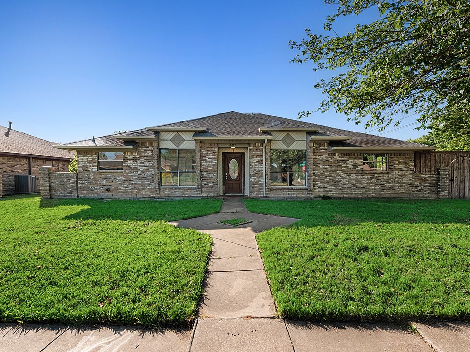 1st image of 422 Pebblecreek Dr