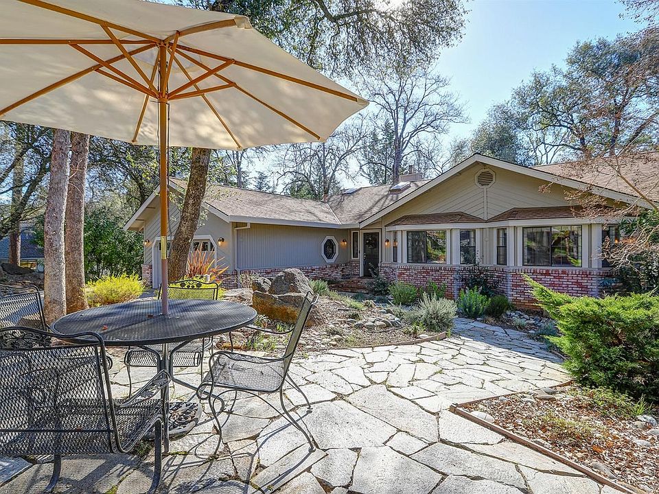 1st image of 18339 Wildflower Dr