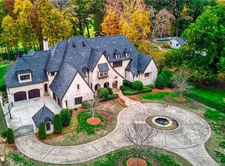 2104 Woodhaven Rd, Charlotte, NC 28211