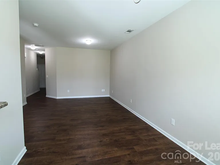 9348 Hamel St — Photo 13