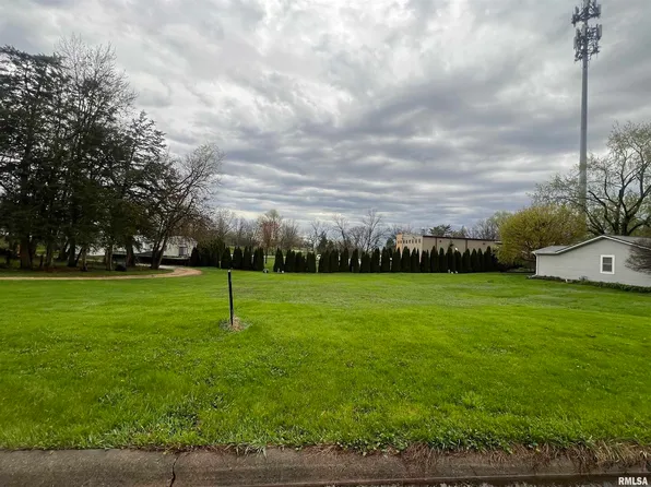 0 Barker St, Clinton, IA 52732