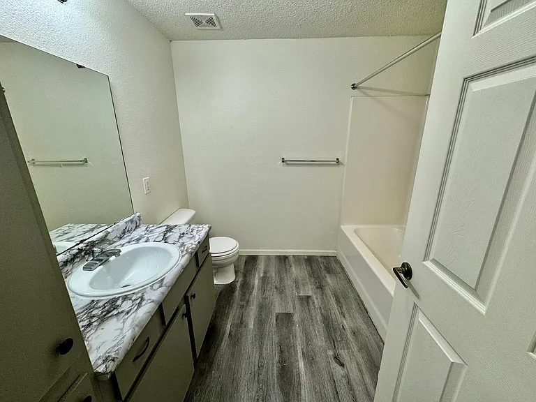 Northpark Apartments — Photo 61