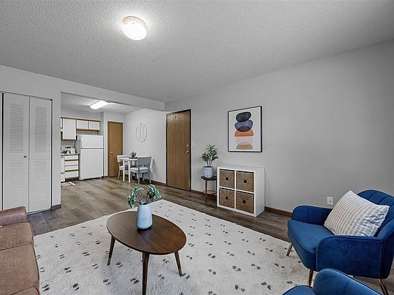 5th image of 930B Boston Way Unit 2