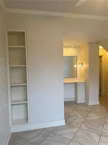 523 Burgundy St #1 — Photo 19
