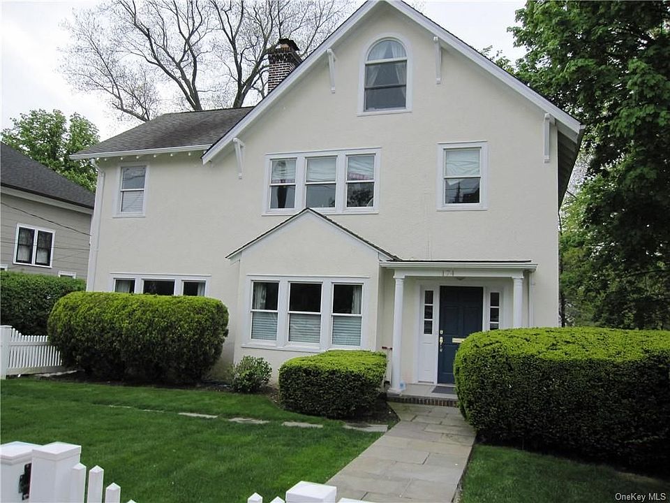1st image of 174 Larchmont Ave