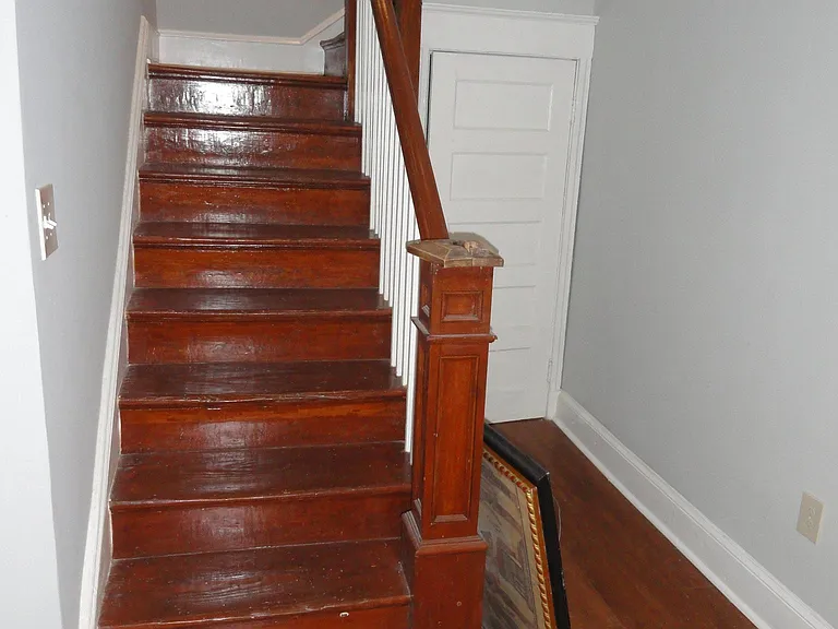 705 Quincy St NW — Photo 4