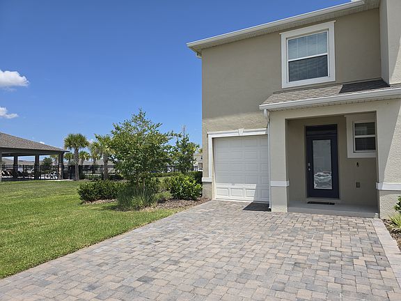 2nd image of 1301 Isleta Loop #1301