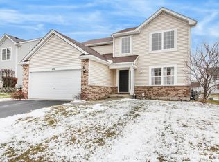 498 N Anna Ln, Romeoville, IL 60446