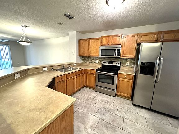 4th image of 8550 Argyle Business Loop Unit 605