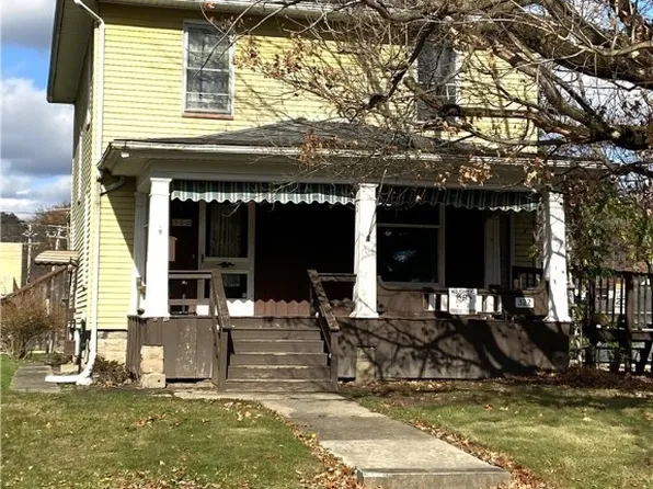 322 W North Ave, East Palestine, OH 44413