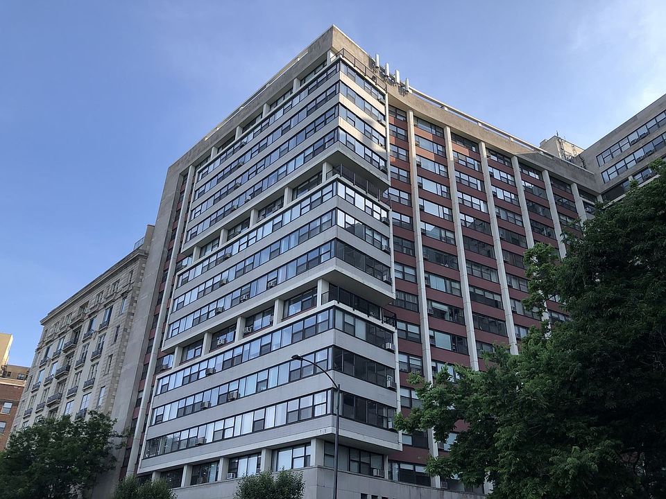 1st image of 3410 N Lake Shore Dr APT 9G