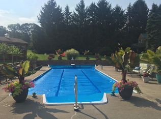 72 Bernhard Rd, Barnesville, PA 18214