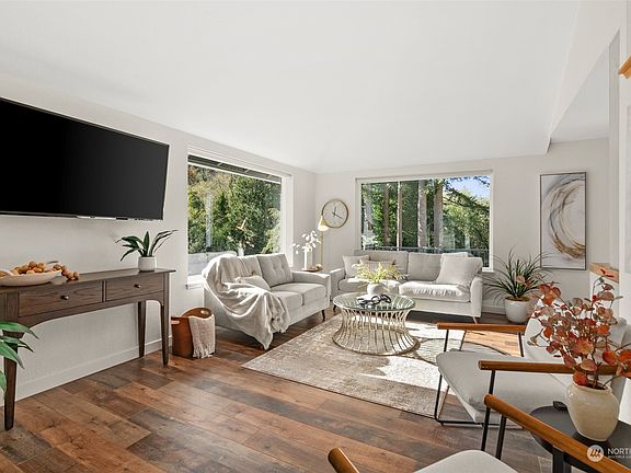 4th image of 5321 58th Street NW