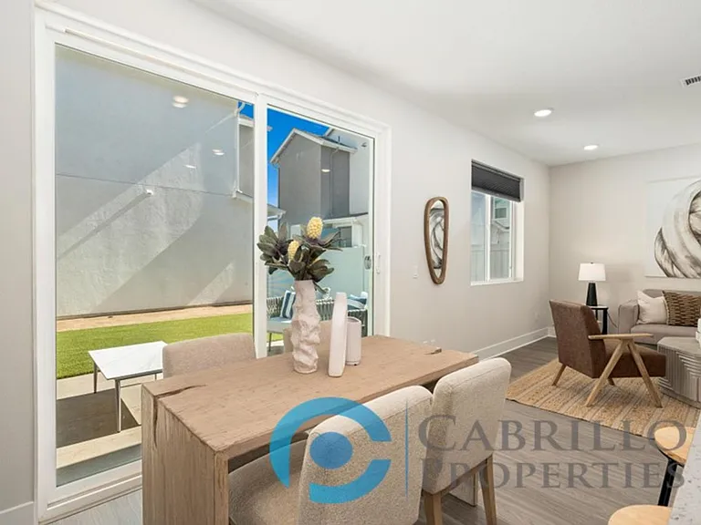1675 Neptune Ave — Photo 27