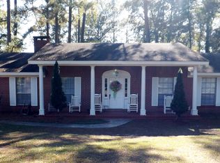 1028 Hardy St, Waynesboro, MS 39367