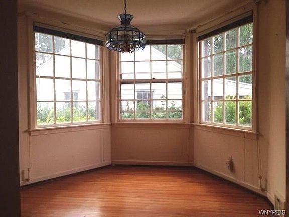 4th image of 66 Oakland Pl