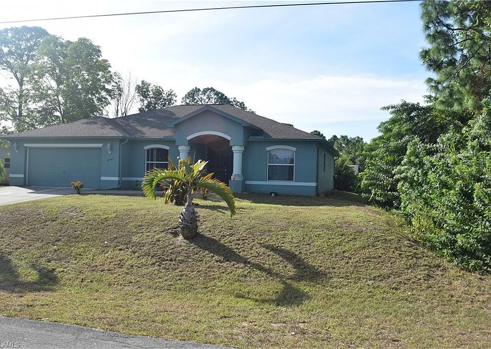 2nd image of 4305 Douglas Ln