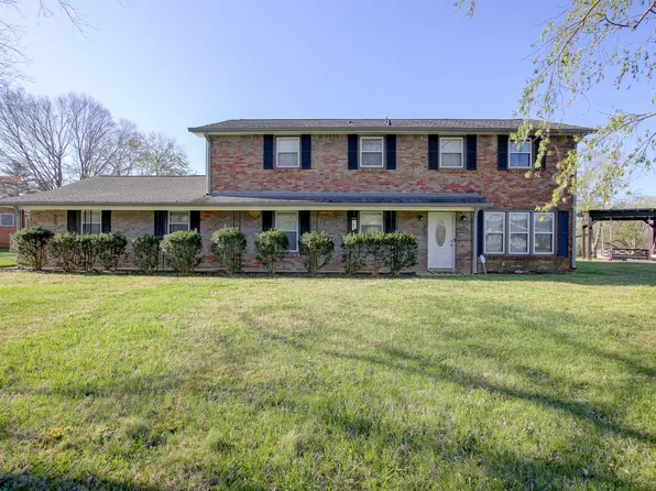 207 Slayden Cir, Clarksville, TN 37040