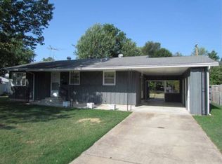 2109 S Delaware Ave, Springfield, MO 65804
