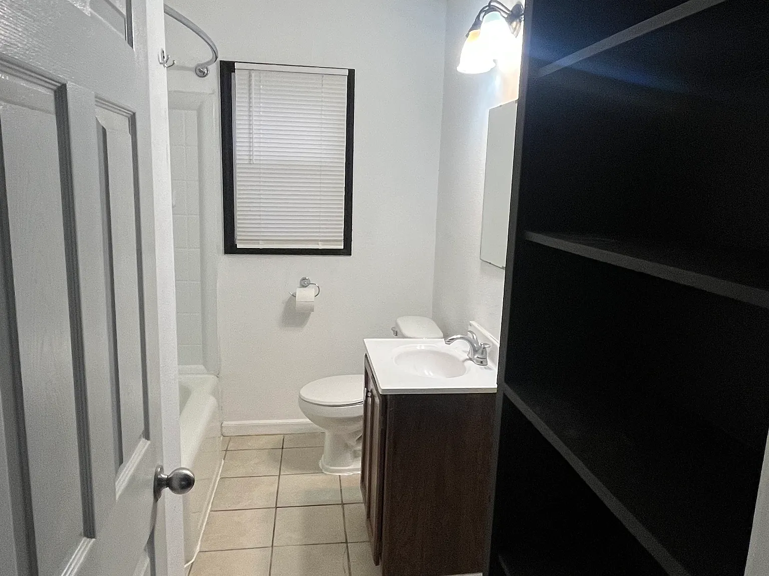 2 bed, 1188 sqft, $1,300 — Photo 3