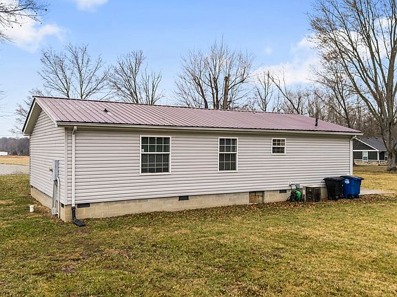 5th image of 3716 N Christie Rd