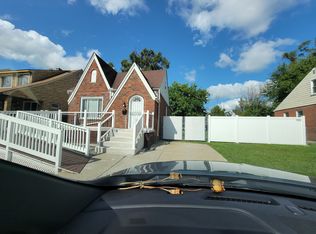 16199 Freeland St, Detroit, MI 48235