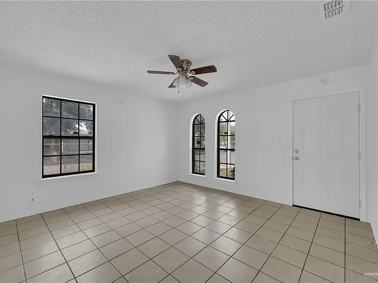4125 Goldenrod Ave — Photo 6