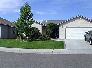 220 S Young St, Kennewick, WA 99336