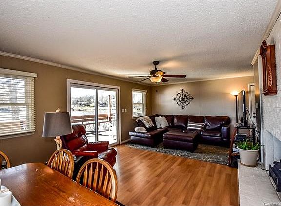 5th image of 6908 Locke Dr