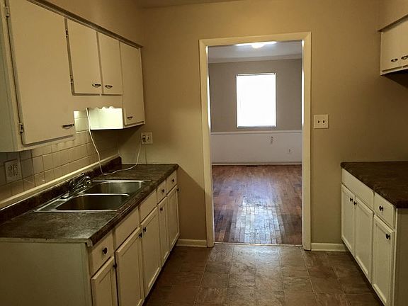 5th image of 3602 N Luewan Dr
