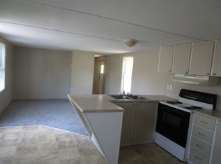146 Daisy St, Jacksonville, NC 28546