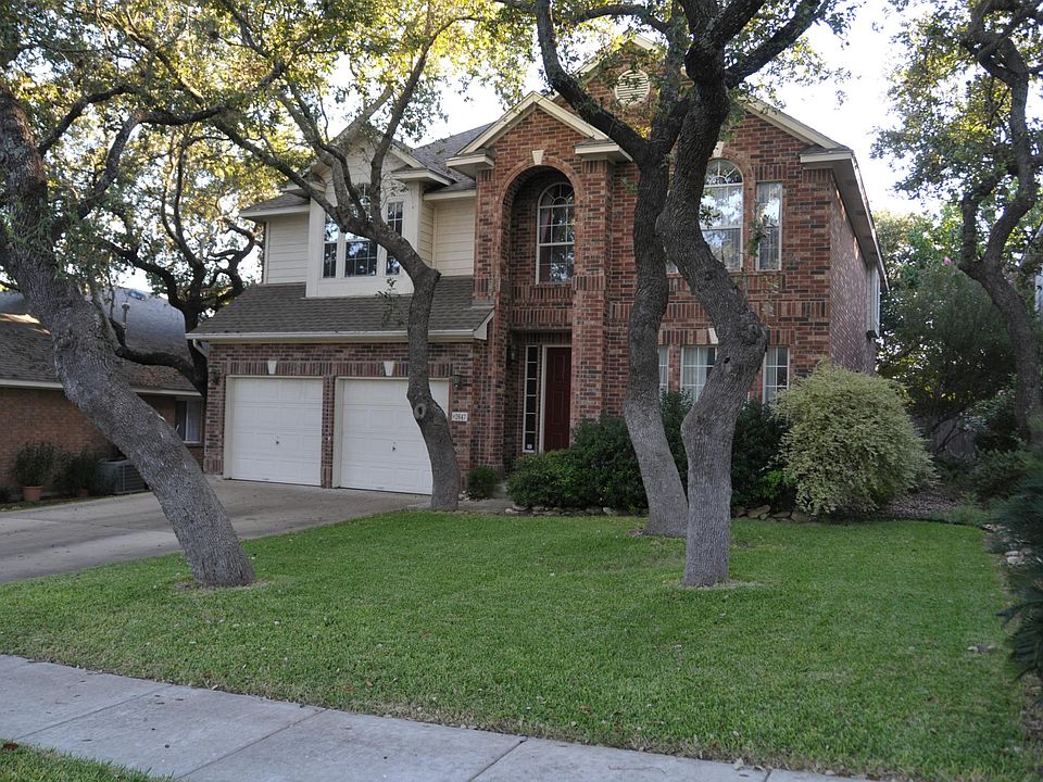 1st image of 2647 Lakehills St