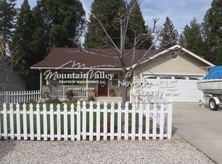 10970 Gold Hill Dr, Grass Valley, CA 95945