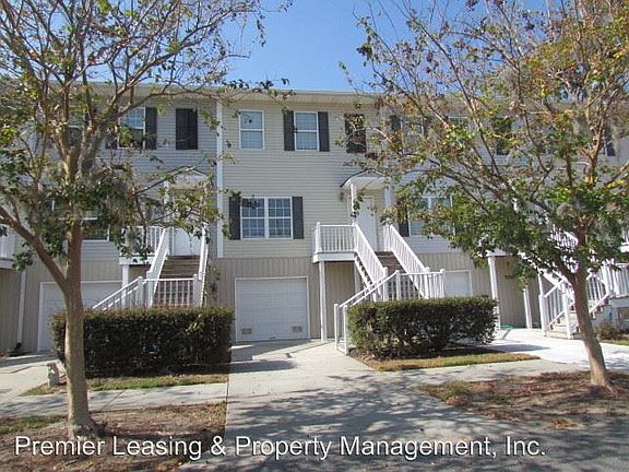 2nd image of 309 Laurel Oak Ln