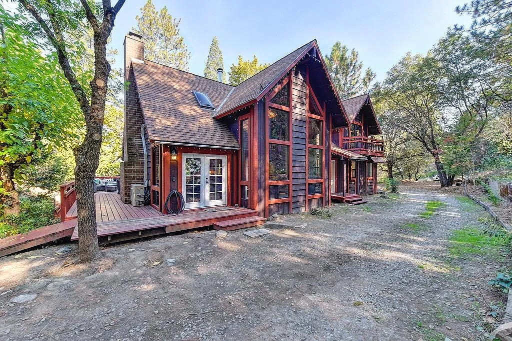27443 Sweetland Rd photo 1