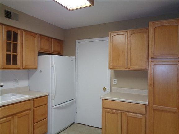 5th image of 9616 Bianco Ter APT D