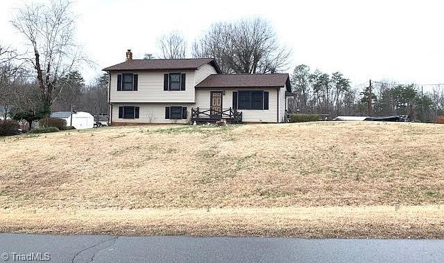 1st image of 128 College Ln