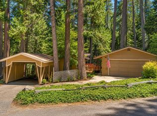 5256 Loch Leven Dr, Pollock Pines, CA 95726