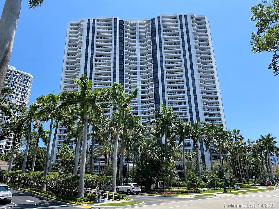 1st image of 21055 NE Yacht Club Dr #1510