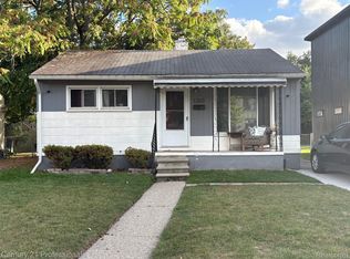 1202 E George Ave, Hazel Park, MI 48030