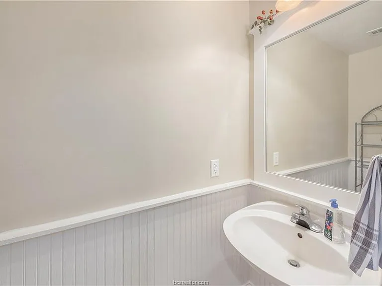 1725 Harvey Mitchell Pkwy S #1630 — Photo 13