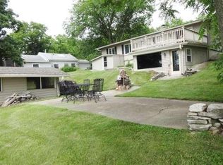 5846 N River Bay Rd, Waterford, WI 53185