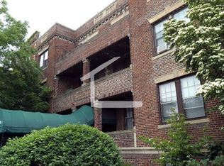 29 Mount Hood Rd APT 9, Brighton, MA 02135