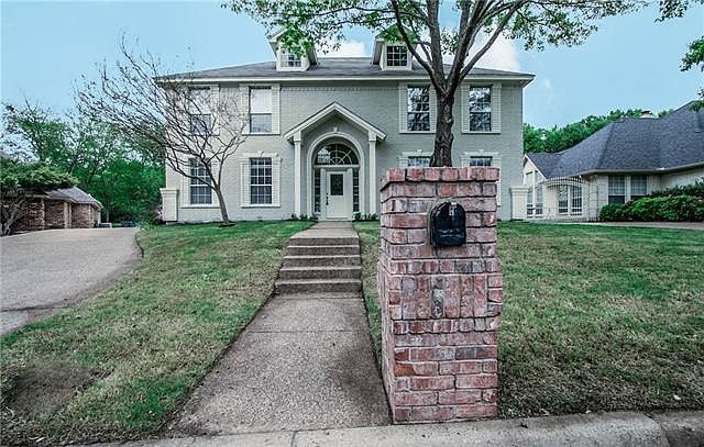 1st image of 7021 Castle Creek Dr E