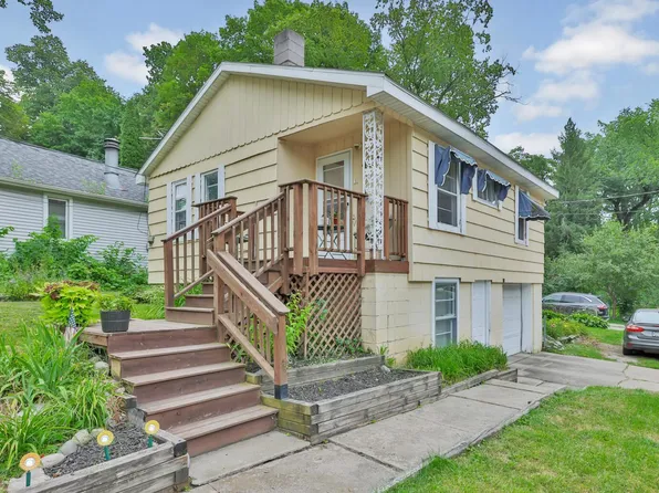 4781 Aberdeen Rd, Mound, MN 55364