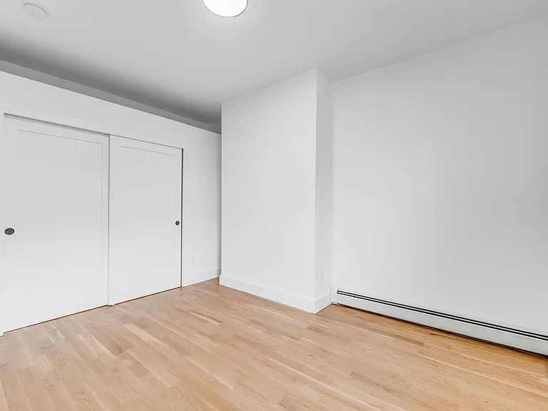 216 Jefferson St #2 — Photo 8