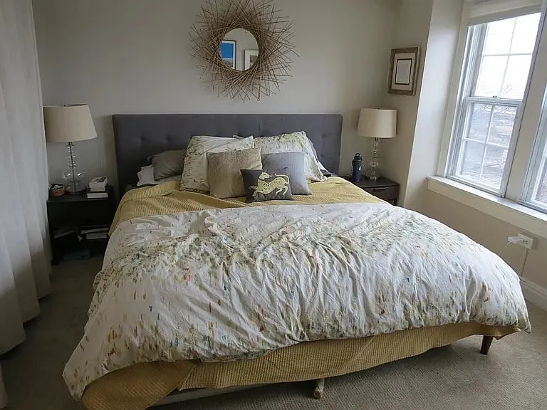 2 bed, 747 sqft, $4,000 — Photo 3